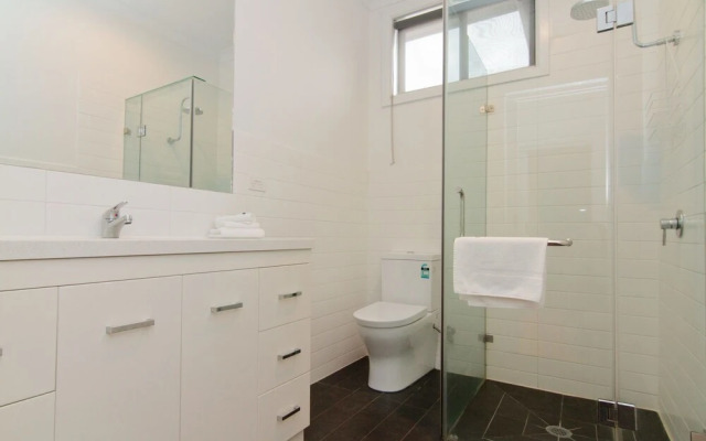 The White House & Retreat