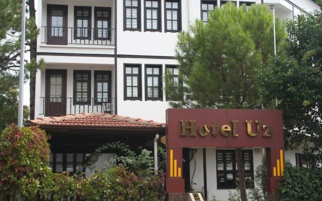 Hotel Uz