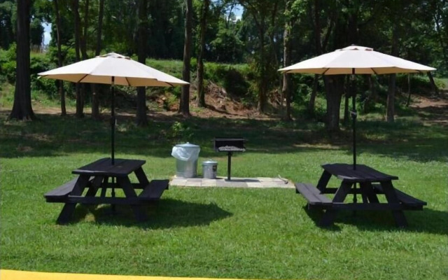 High Point Arcadia Inn