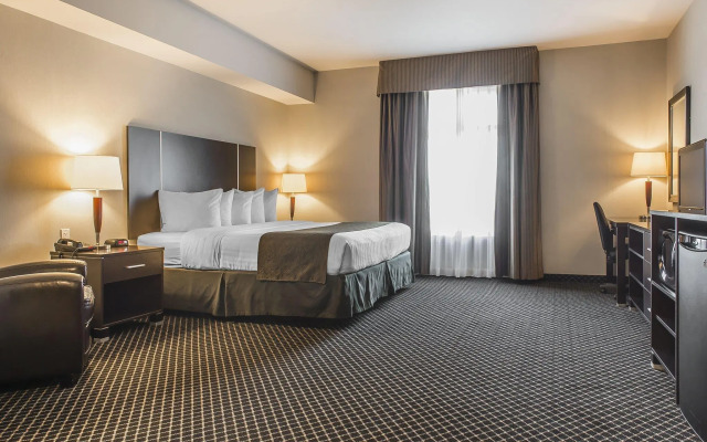 Quality Inn and Suites Petawawa