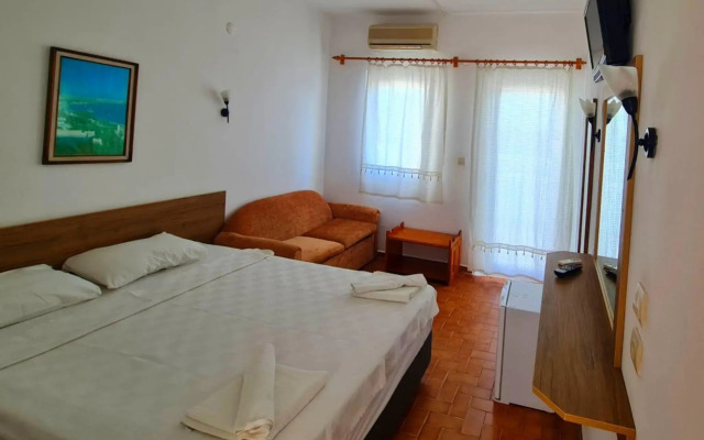Nagi Beach Hotel