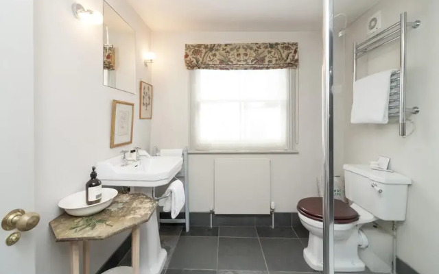 Kensington Place by Onefinestay