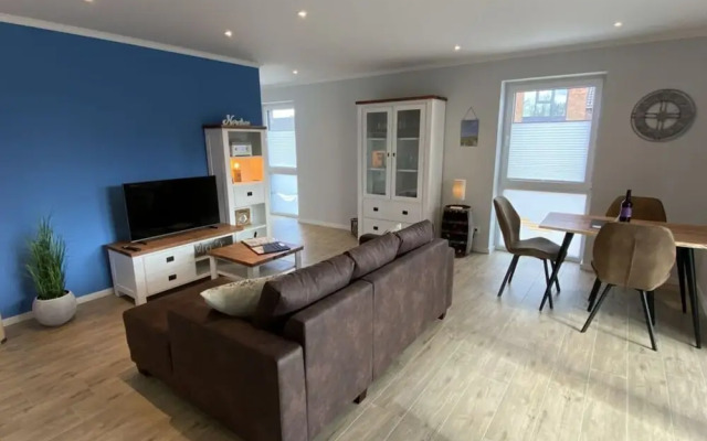 Near the North Sea Modern Retreat