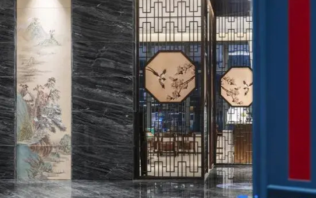 To Li Chun Feng Hotel