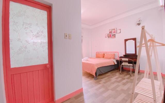 Happy House Homestay