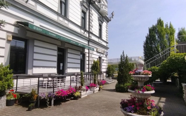 Hotel Cade