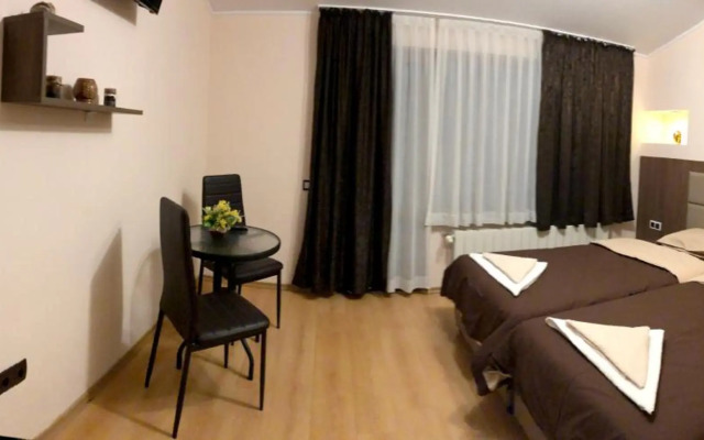 Стаи за Гости Тони и Крис