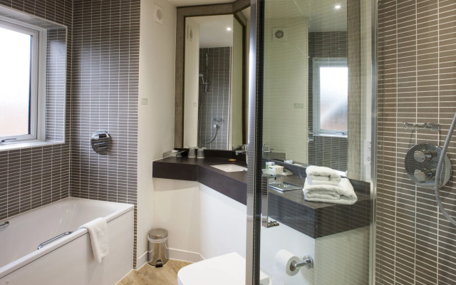Holiday Inn Lancaster by IHG