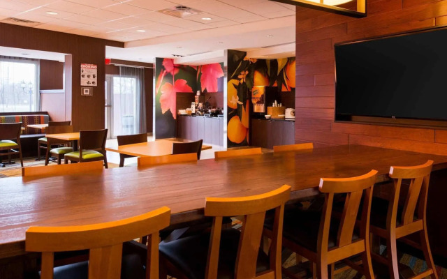 Fairfield Inn & Suites Utica