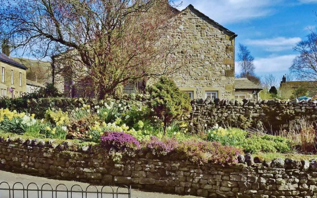 Cam Cottage