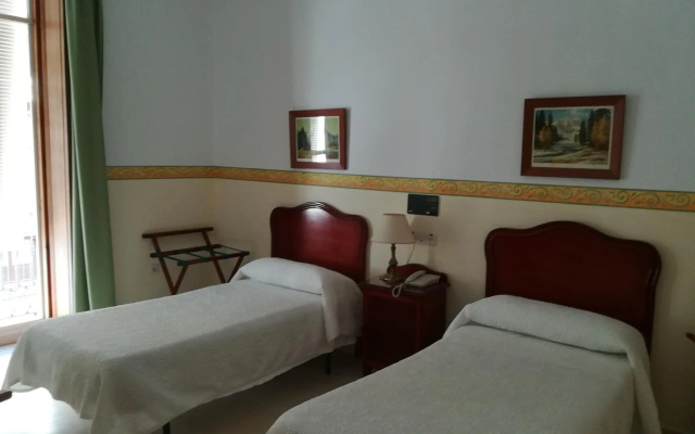 Nuevo Hotel