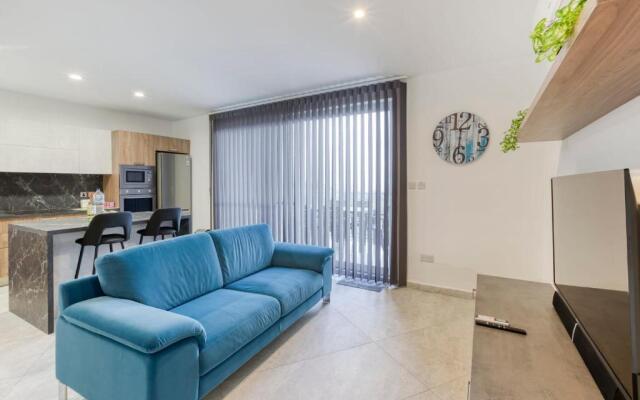 Stunning Apartment with pool-Hosted by Sweetstay