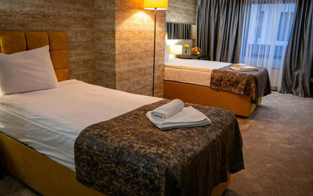Riverside Boutique Hotel