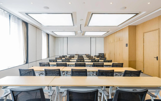 Orange Hotel (Zhoushan Banshengdong Wharf)