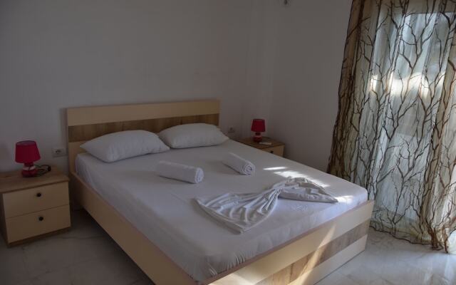 Rojela Rooms