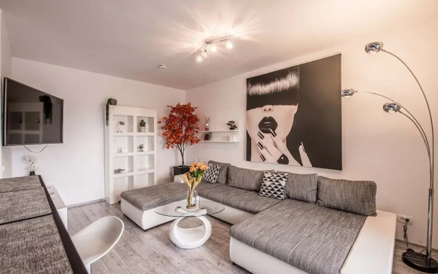 Luxury Penthouse Plaza Residence P1