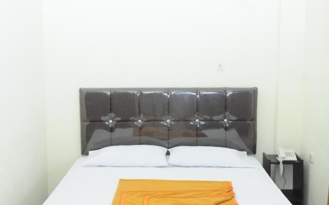 Dena Hotel