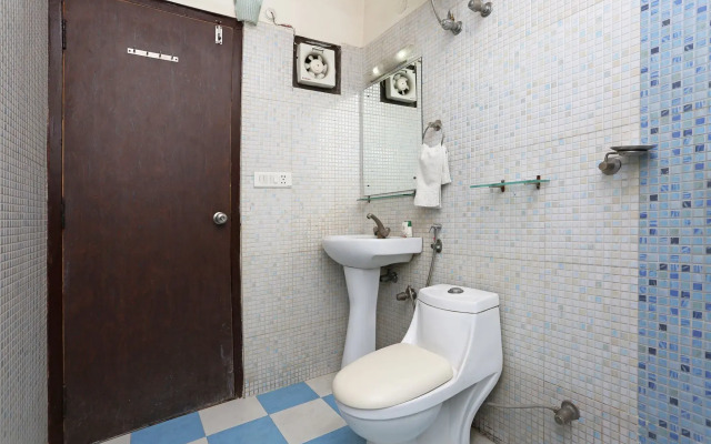 Hotel Om Paradise Near IGI Delhi Airport