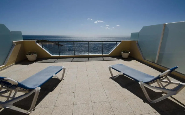 EL CORAL APARTMENT - First Beach Line