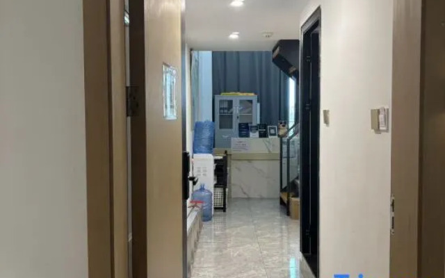 Zhaoqing · Starisland  Starisland Family Lakeview Hotel (Qixingyan East Gate Square Branch)