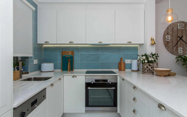 Beach House Apartment by Stay-ici, Algarve Holiday Rental