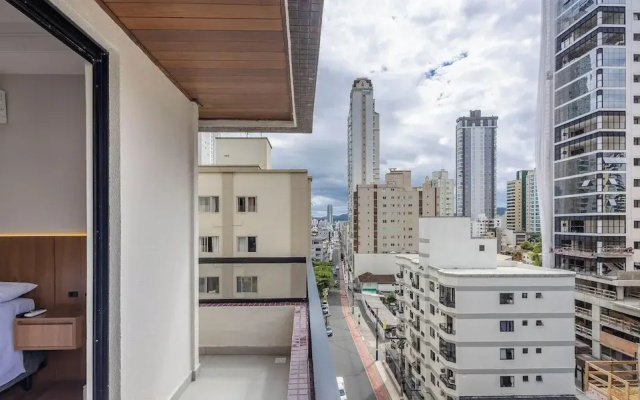 3-bedroom Apt 400m From the Beach Mdv0602