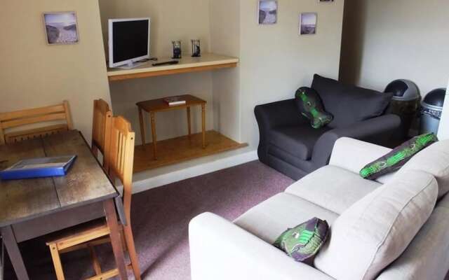 Cosheston Apartments 5