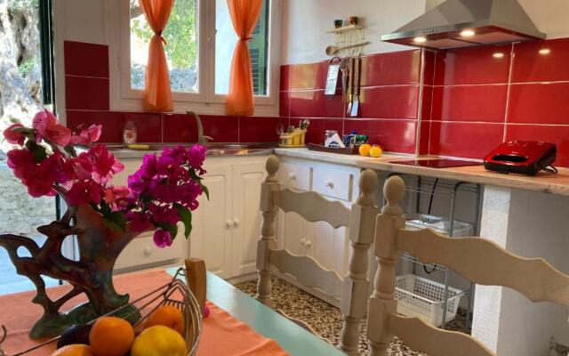 Angeliki Studio and Apartment
