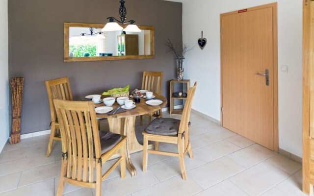 Lovely Apartment in Hage