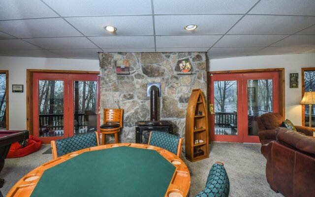 Slip Away Chalet 4 Bedroom House