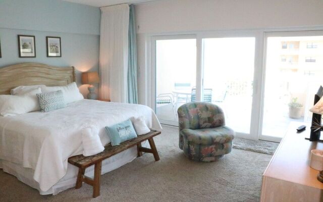 Jamaica Royale T63 - 2 Br Condo