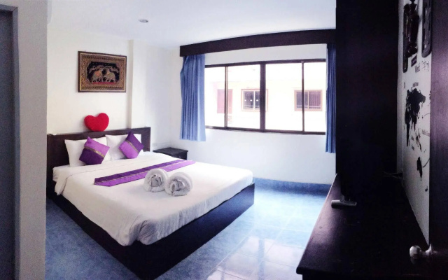 Patong Ours Guesthouse