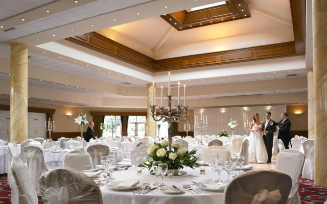 Hodson Bay Hotel