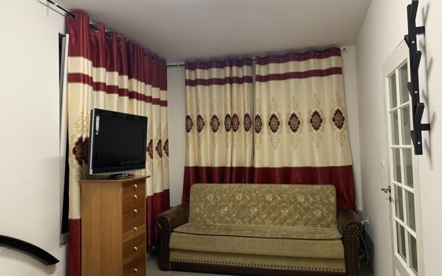 Rose Gerden Apartments and rooms