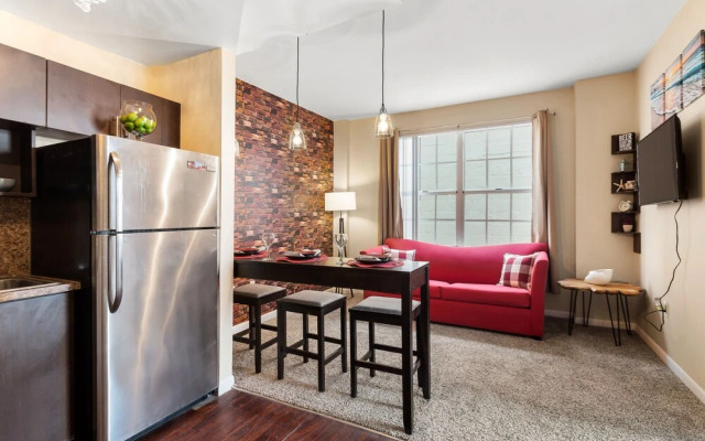 Deluxe Beach Apt