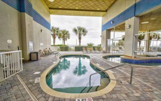 Carolinian Resort 2032