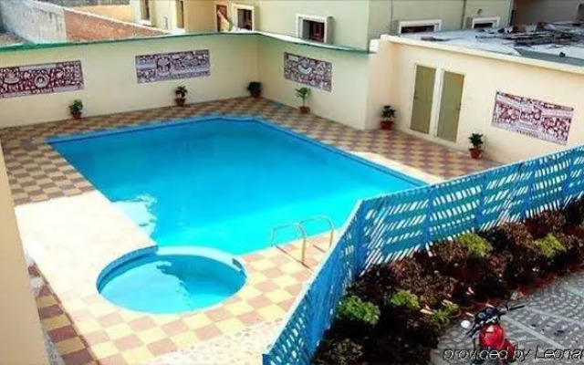 Hotel Naren Palace