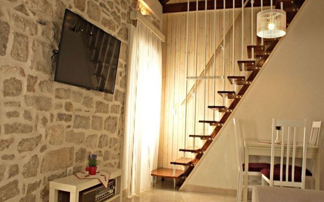 Apartments La Perla
