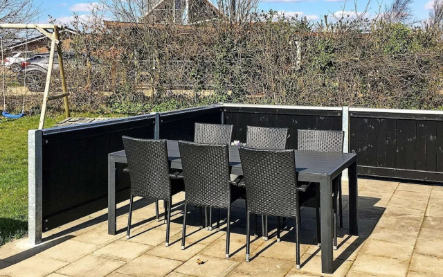 6 Person Holiday Home in Tarm