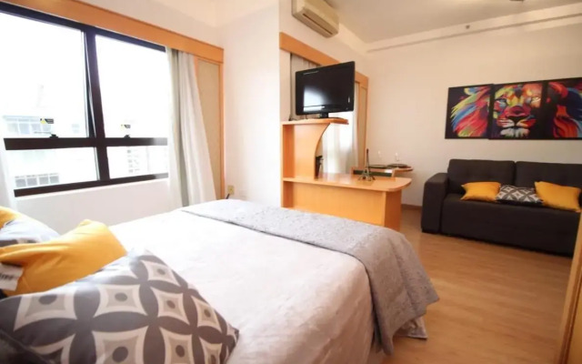 Flat 4 Estrelas Jardins