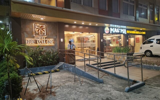 Hotel Herencia 625