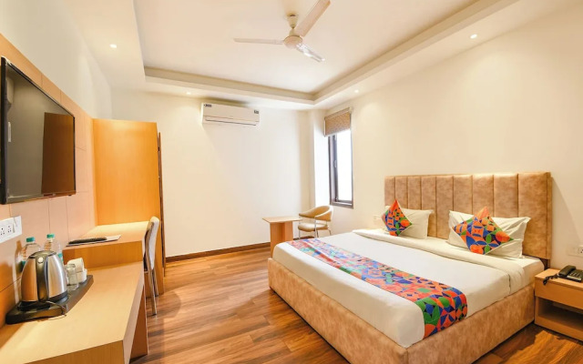 Fabhotel The Prime Land