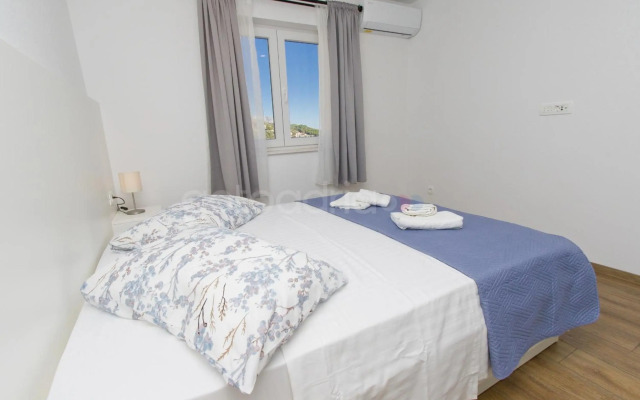 Penthouse With Panoramic View Ally