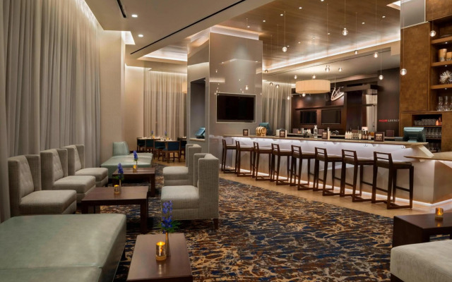 Buffalo Marriott at LECOM HARBORCENTER