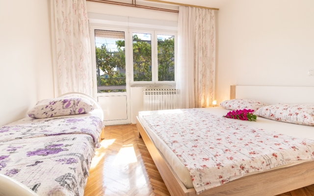 Apartment Rezikica - green oasis; A1 Palit, Island Rab