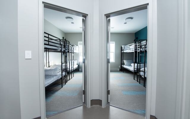 Mountain Shadow Hostel