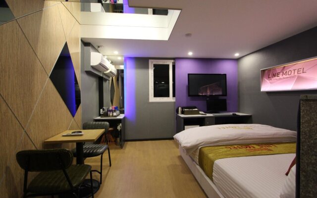 Line Motel
