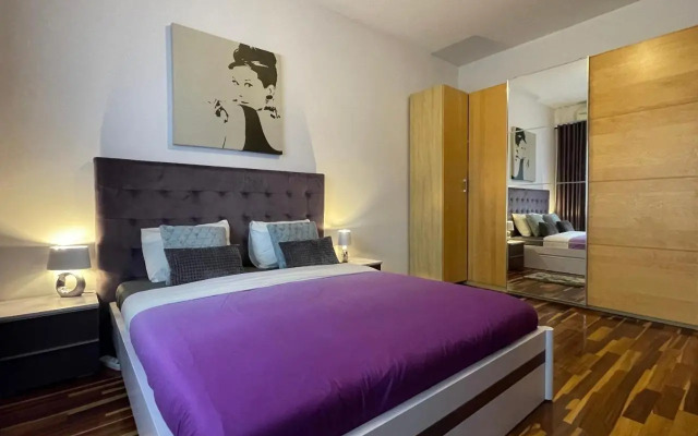 Bucharest Central Studio 2