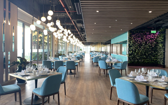 Flamingo Premium Lan Ha Bay Resort
