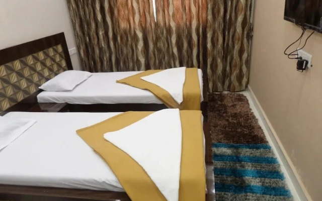 Hotel Gandharv Garden